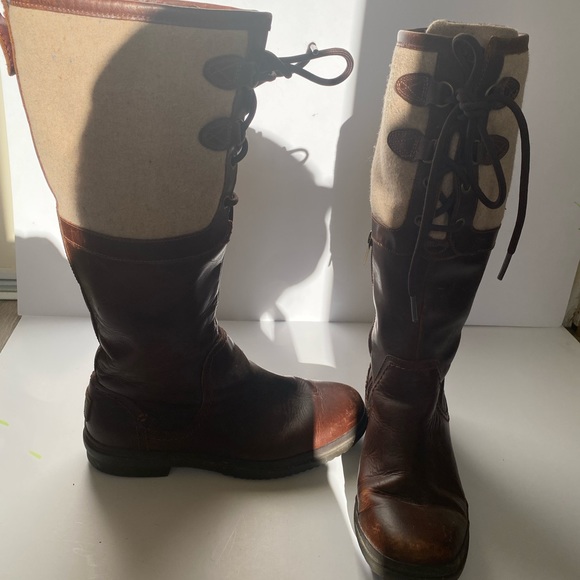 Ugg Elsa size 7 brown tall boots…